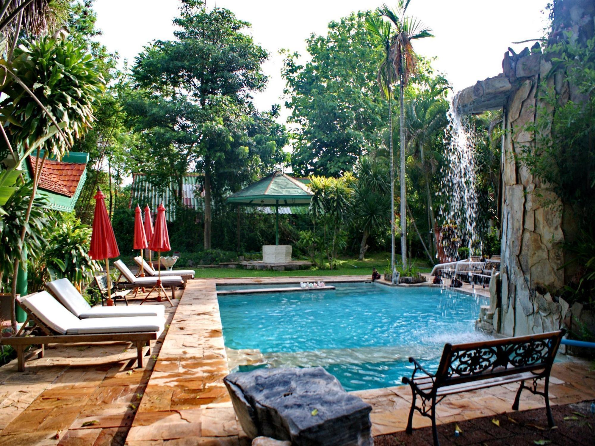 Khao Yai Garden Lodge Пакчонг Экстерьер фото