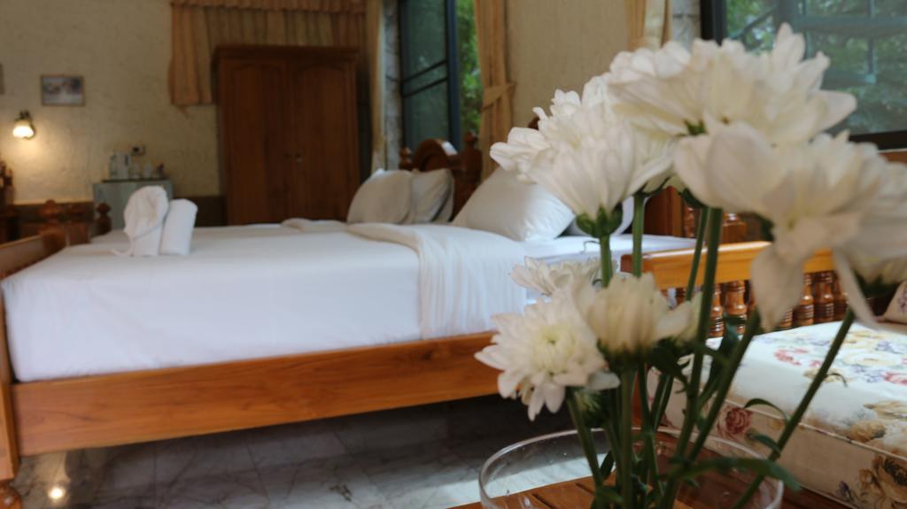 Khao Yai Garden Lodge Пакчонг Экстерьер фото