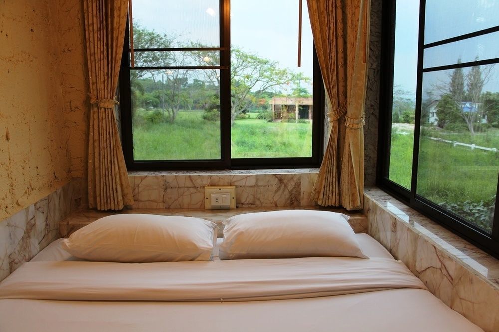 Khao Yai Garden Lodge Пакчонг Экстерьер фото